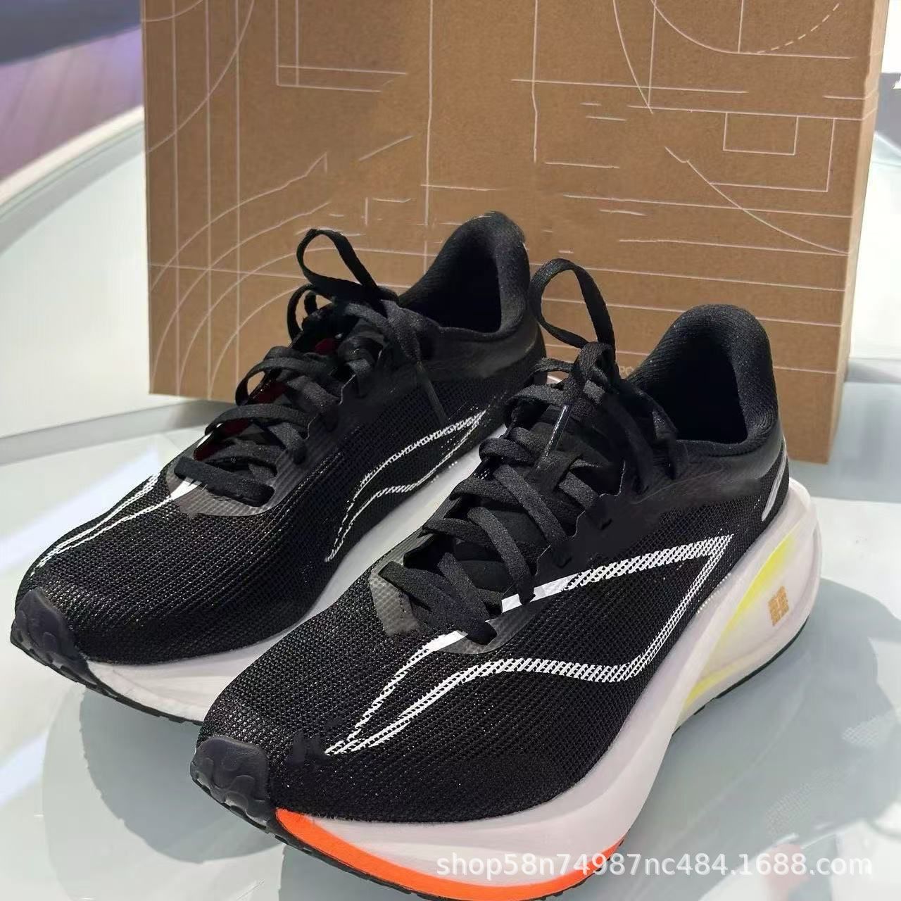 Neue ultraleichte Herren-Sport – Sneaker Career Bewertung und Preis